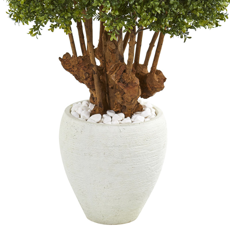Topiaire de buis artificielle dans un pot de fleurs, H 41 po x l 30 po x P 30 po