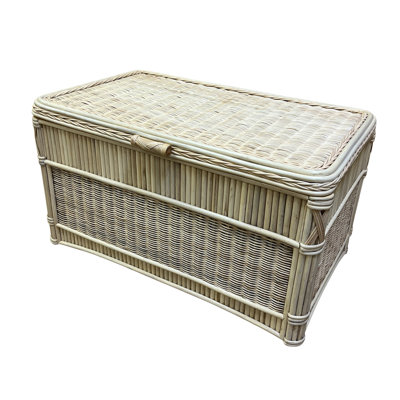 Woodlake Wicker Trunk