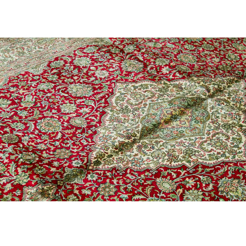 Silk Oriental Area Rug