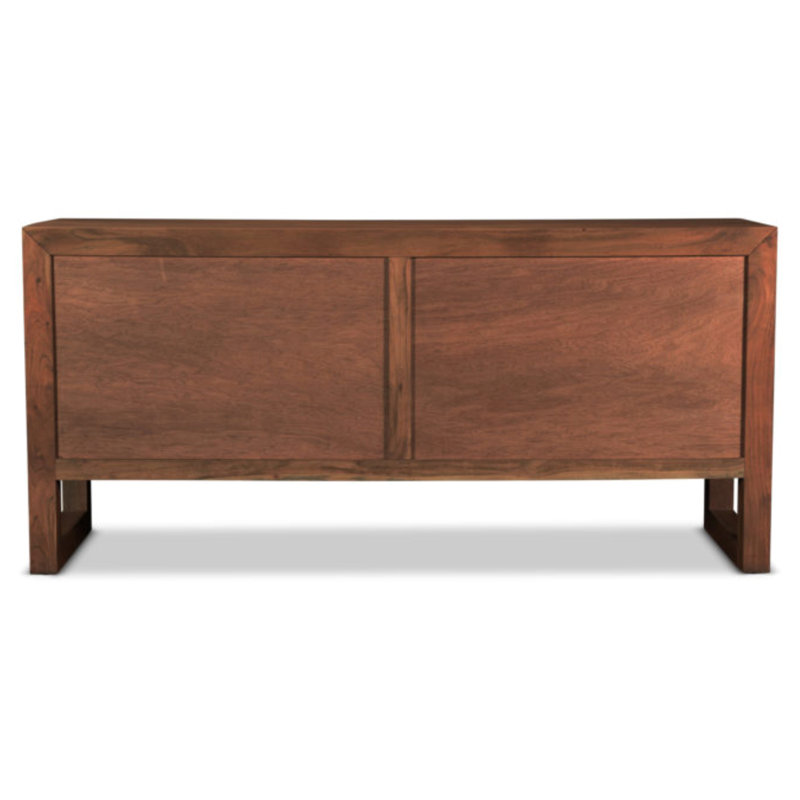 Brooks Buffet, Americano