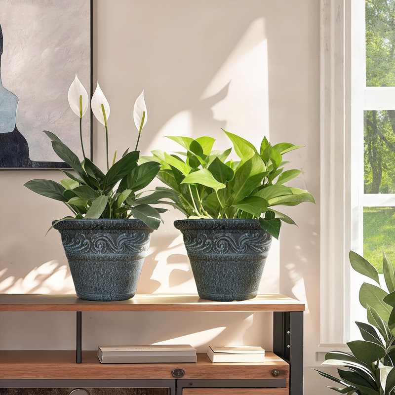 Ensemble de deux pots de fleurs avec relief classique, Bleu
