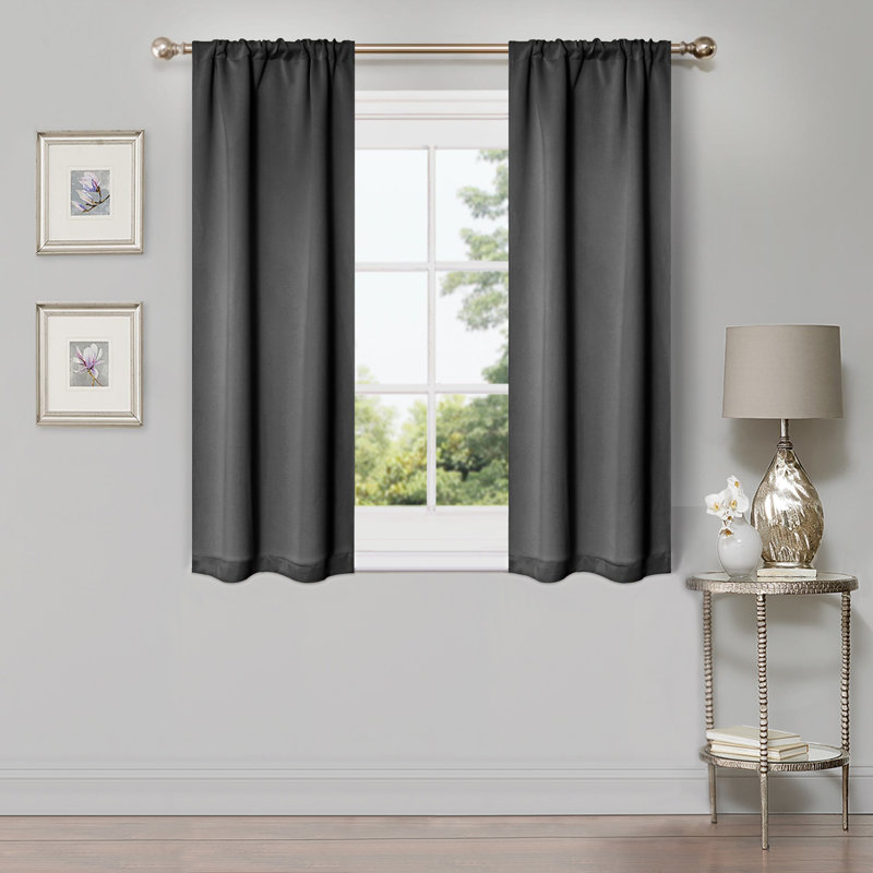 Paire de rideaux obscurcissant avec œillets Millendon, Gris, L 26 po x L 63 po