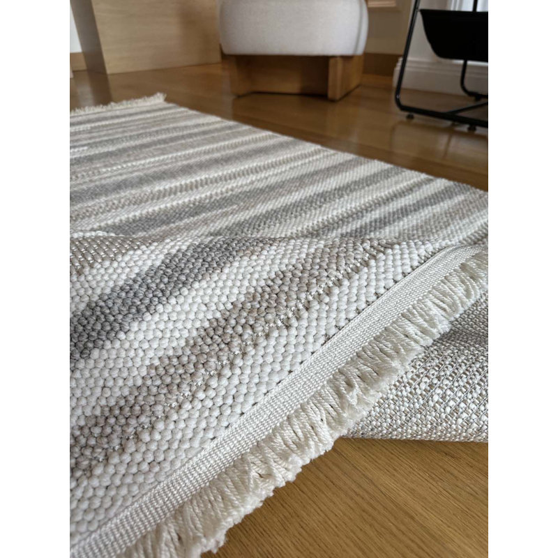 Tapis Tilina, Rectangle 4 pi 3 po x 6 pi 7 po