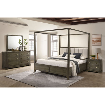 4-Piece Queen Bedroom Set With Brass Knobs In Dark Cocoa