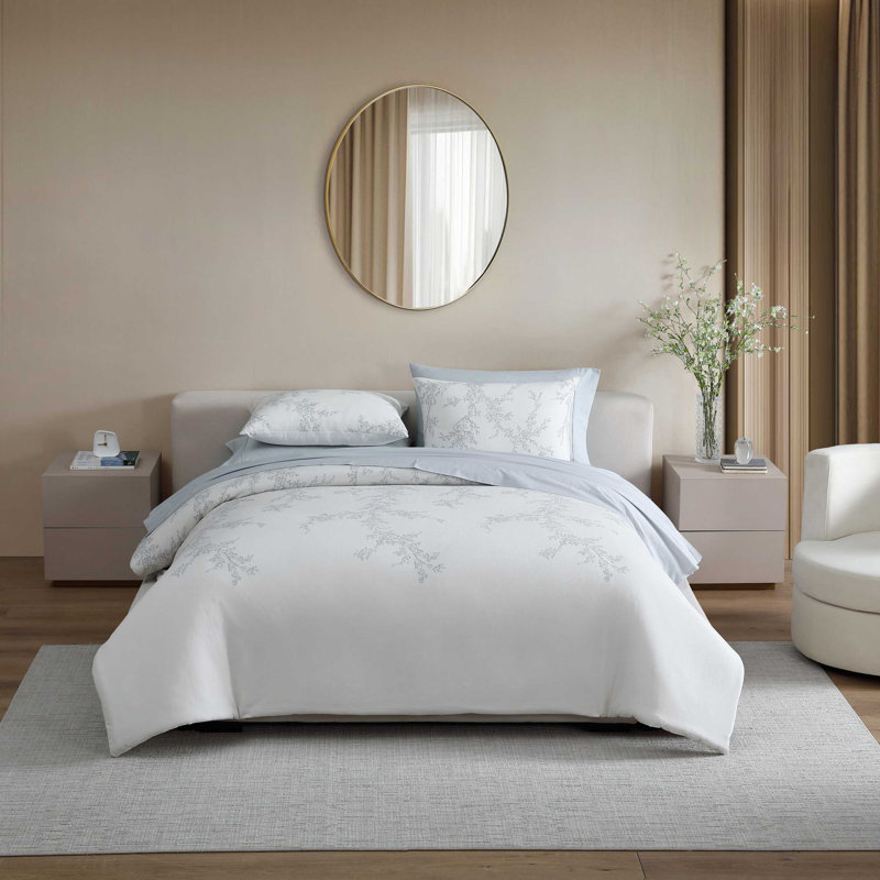 Vera Wang Trailing Vines Cotton Beige Comforter Set, Queen Comforter + 2 Standard Shams
