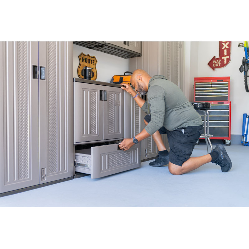 Armoire de rangement en résine avec tiroir l 30 po x P 20 po Suncast, fabriquée aux États-Unis