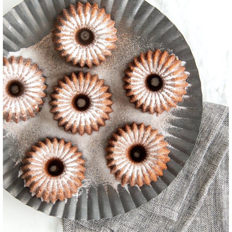 Nordic Ware Brilliance Bundtlette Pan