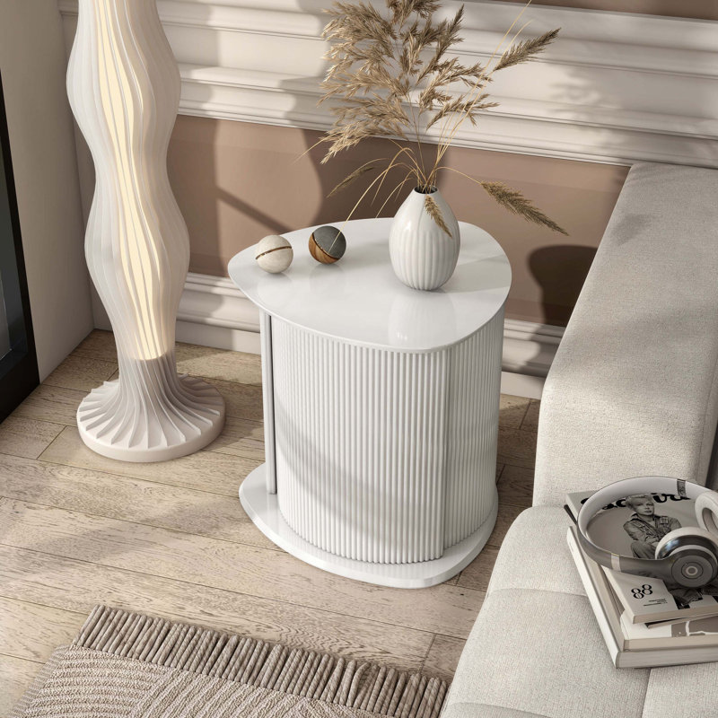 Hallenbeck End Table