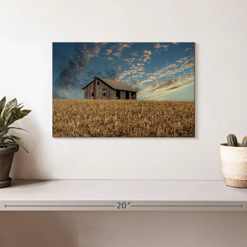 Lilie Rustic Countryside Barn, 8" H x 12" W
