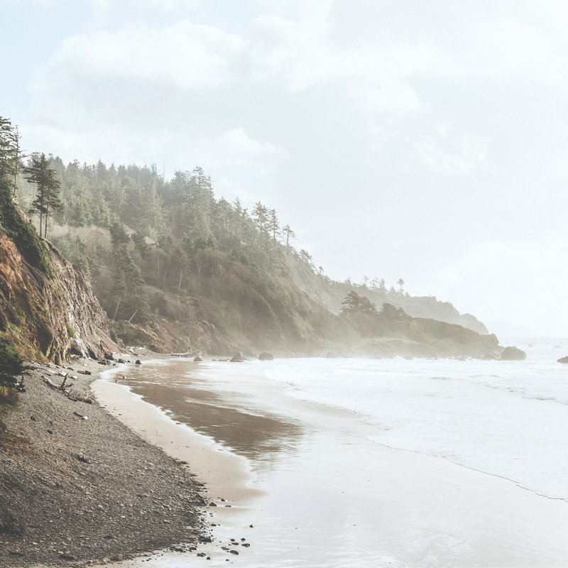 «Oregon Coast I» par Luke Gram - reproduction d'art sur toile tendue, L 30 po x H 30 po