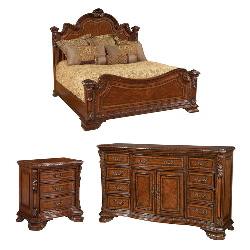 Old World Panel Customizable Bedroom Set