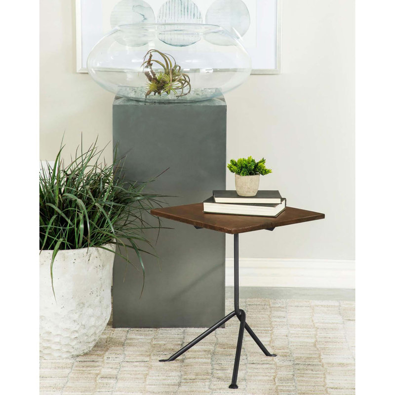 Table de bout avec pieds en trépied