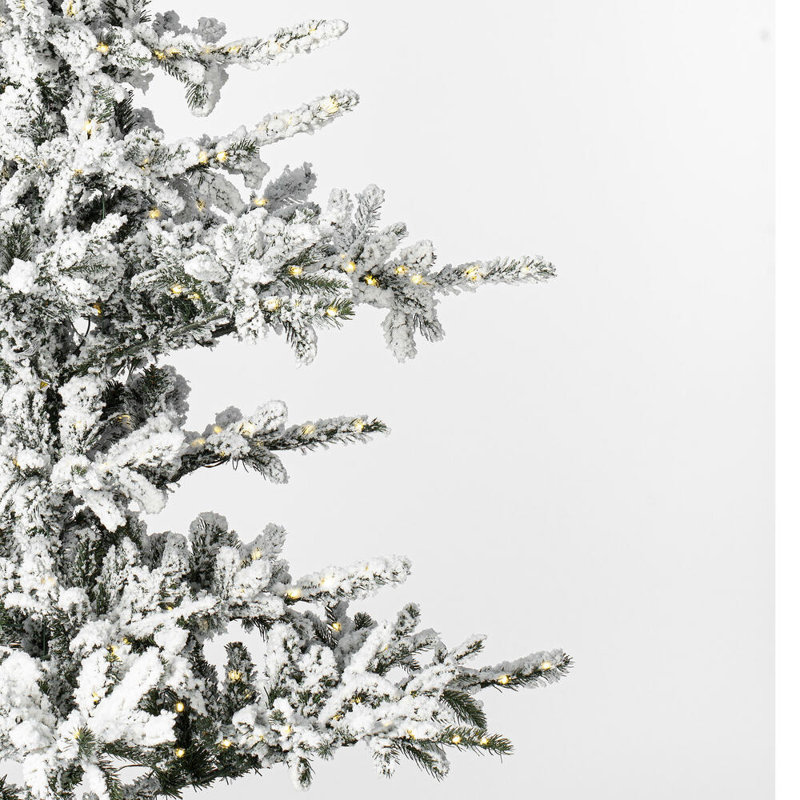Giusta Lighted Artificial Christmas Tree, 7.5'