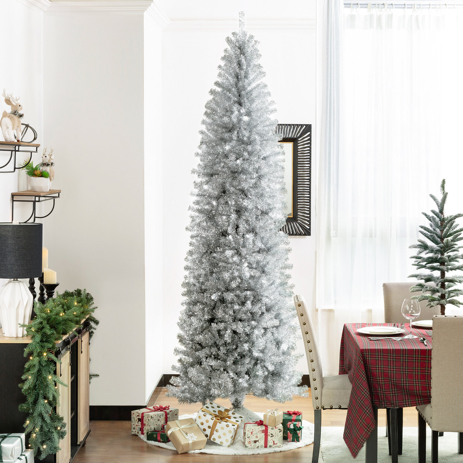 Slender 9' Pine Christmas Tree, 9 ft