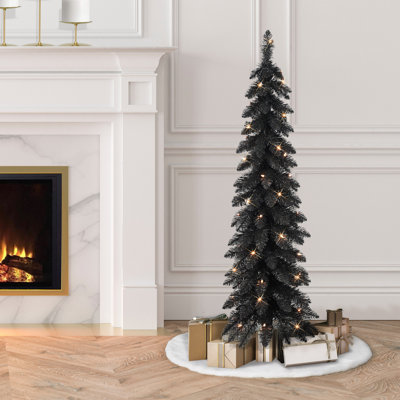 Hailynn Lighted Pine Christmas Tree