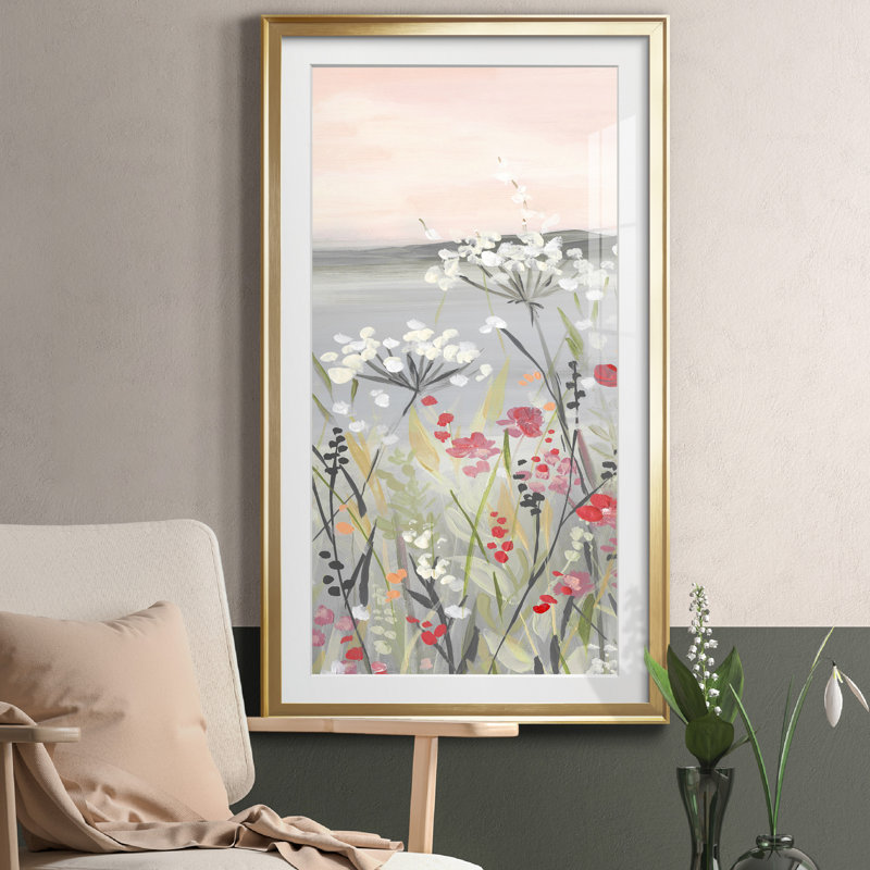 Blush Wildflowers I - Reproduction d'art graphique sur papier encadré, H 14,5 po x l 26,5 po x P 1,5 po, Encadrement doré
