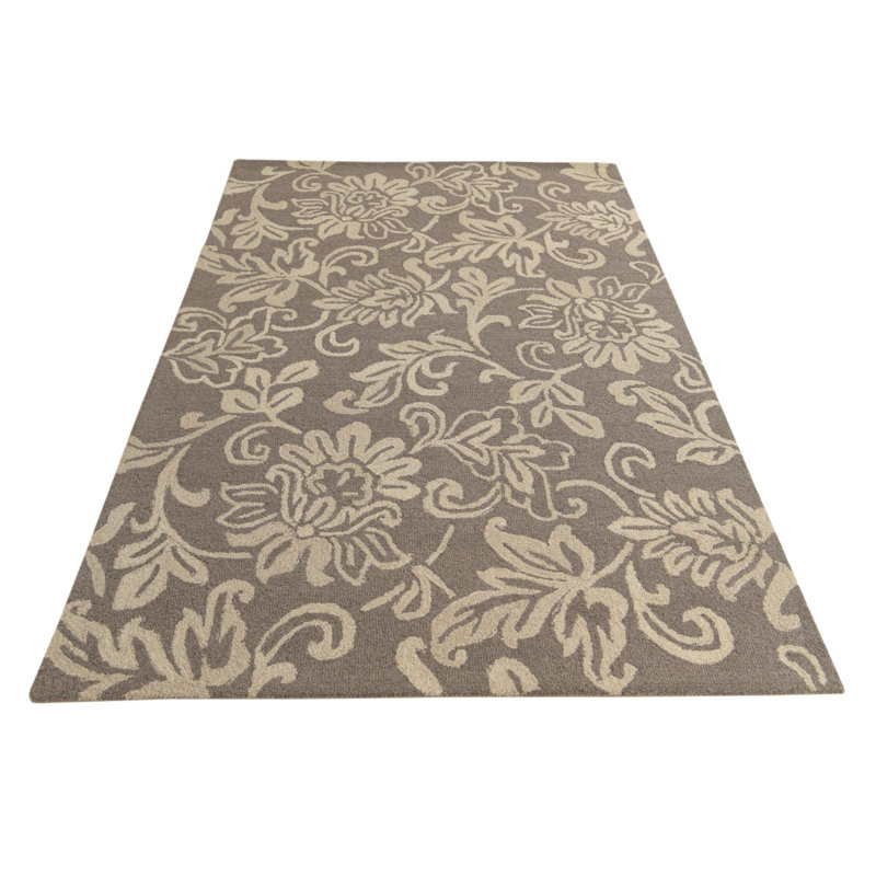 Tapis taupe 5 pi 2 po x 8 pi 1 po