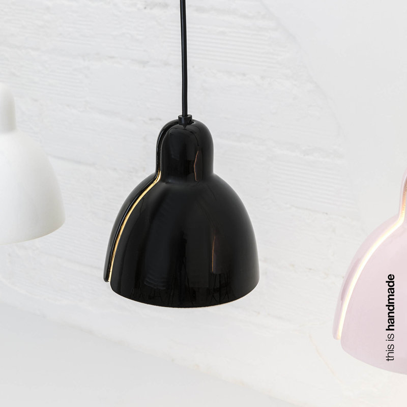 Venice 200 Pendant, Gloss Black, 7.75" H x 76.3" W x 6.3" D