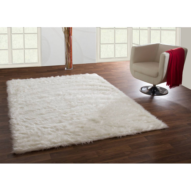 Shuler Solid Colour Shag Area Rug, Rectangle 140 x 200cm