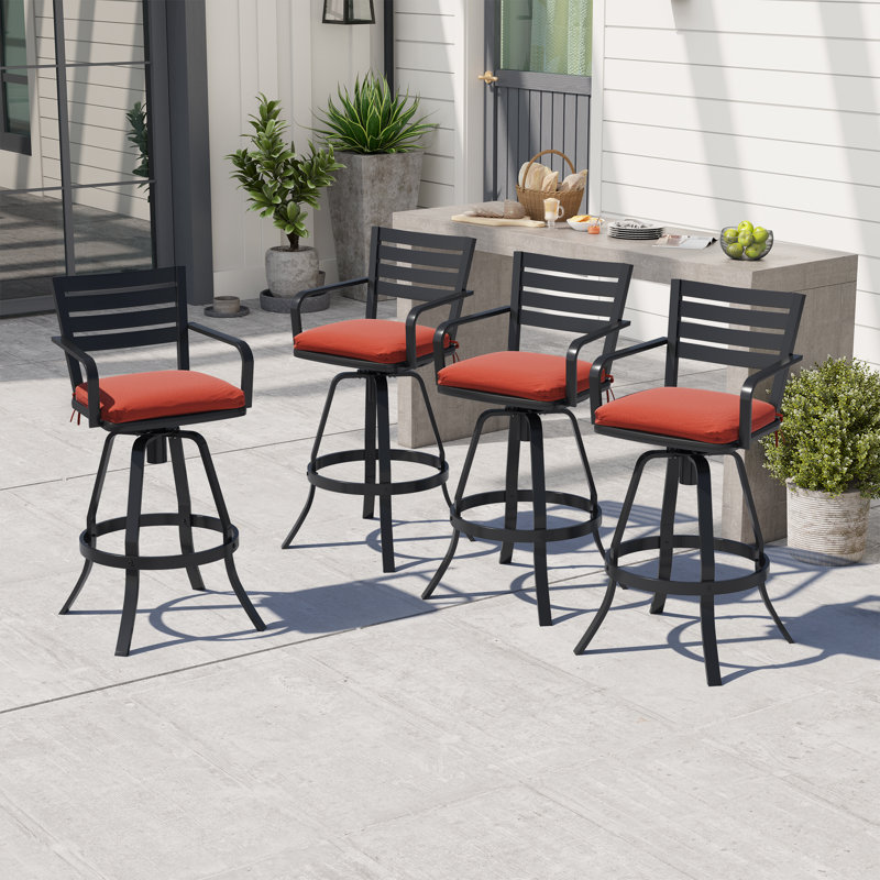 Tabouret pivotant 45,67 po avec cadre en aluminium et coussins Sunbrella (ensemble de 4), Rouge
