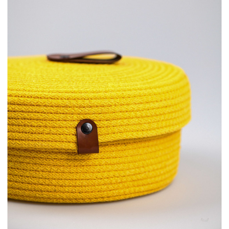 Ensemble de paniers en coton faits à la main (3 pièces), corde de jute jaune, petit: 5,9 x 5,9 x 2,8 po, moyen: 7,9 x 7,9 x 3,5 po, grand: 9,8 x 9,8 x 4,3 po | 100% coton, parfait pour organiser les solutions de décoration et de rangement