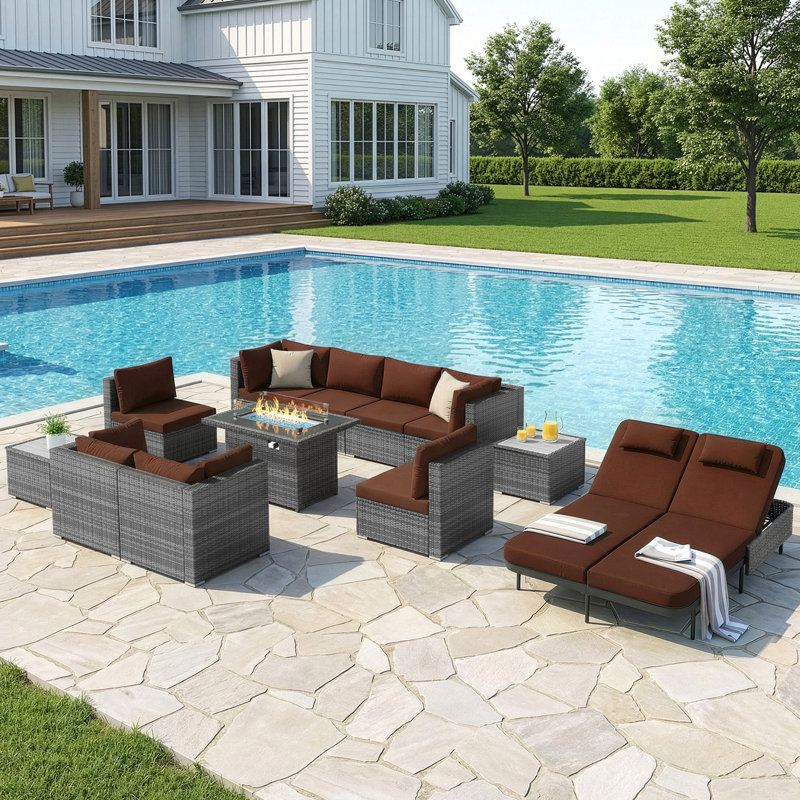 Ensemble de mobilier modulaire en rotin surdimensionné avec foyer extérieur et chaise longue double, Rouge