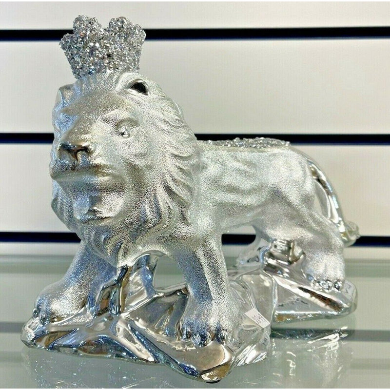 Soares Figurines & Sculptures