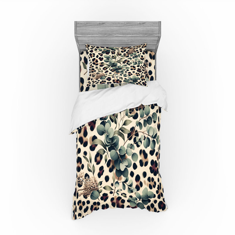 Polyester Animal Print Duvet Cover, Twin Duvet Cover + 2 Additional Pieces