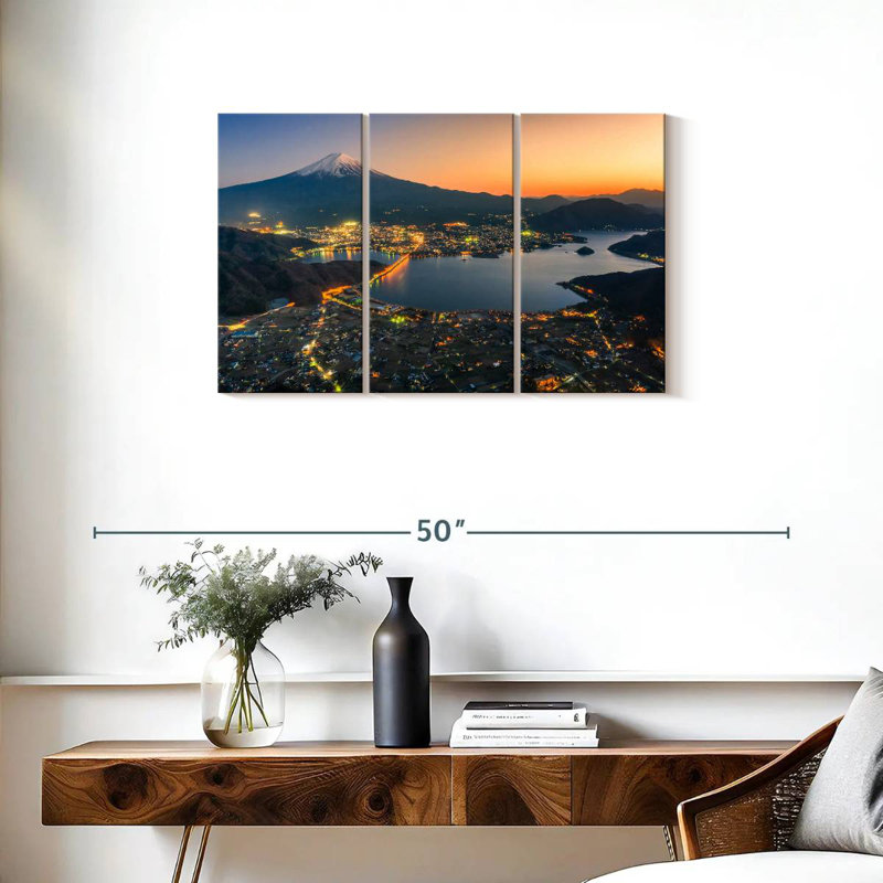 Sireci Fujikawaguchiko Japan, 20" H x 33" W