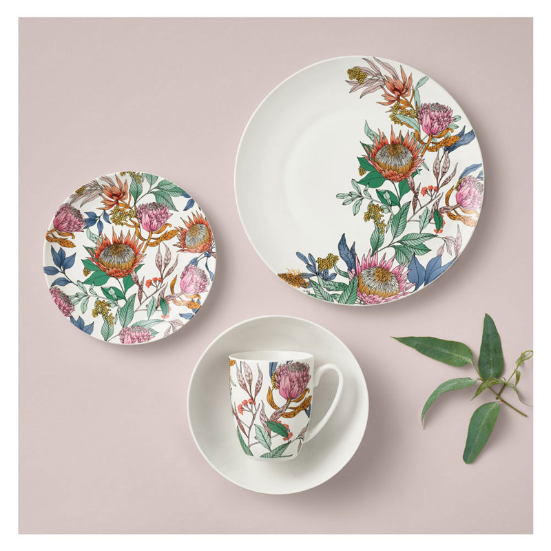 Maxwell & Williams Porcelain Dinner Plate