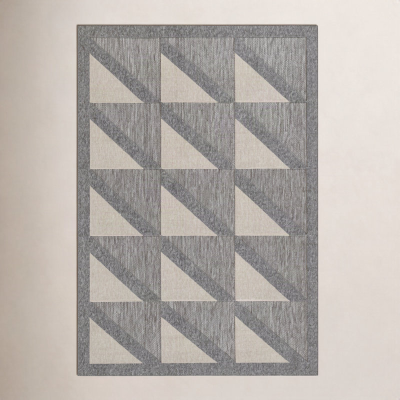 Trula Geometric Indoor / Outdoor Rug, Rectangle 7'10" x 10'10"