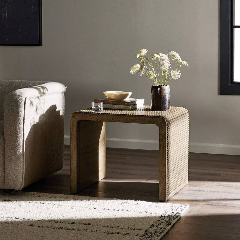 Leo End Table, Brown