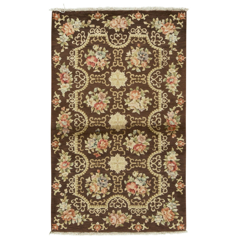 Tapis brun noué à la main de haute qualité