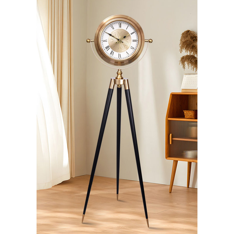 American-style Light Luxury Silent Three-legged Floor Clock