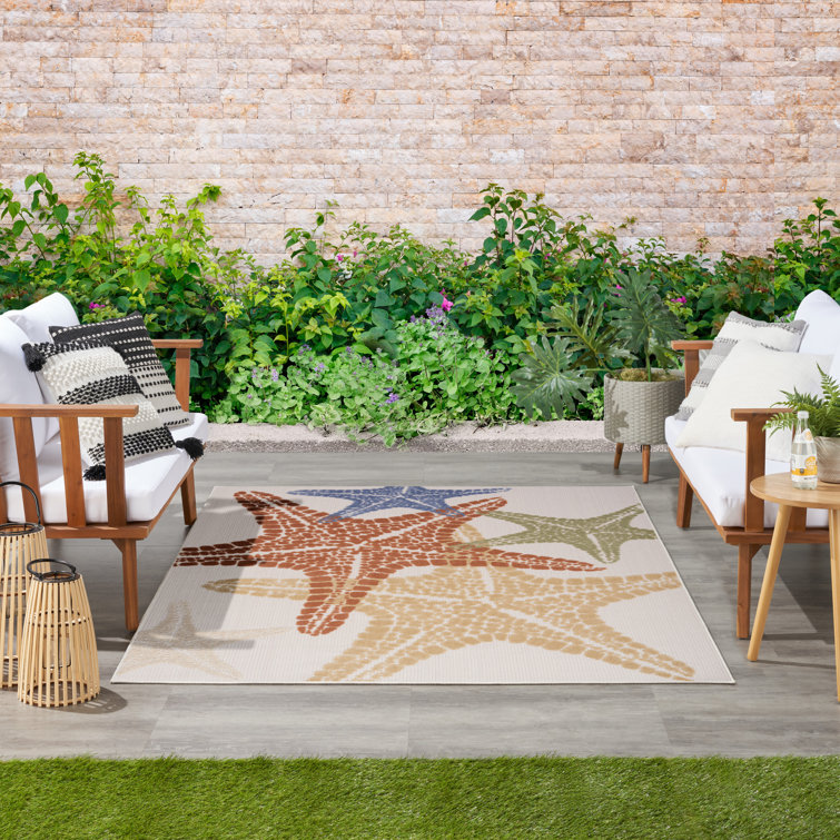 Antwanett Coastal Marine Life Power Loomed Indoor / Outdoor Rug