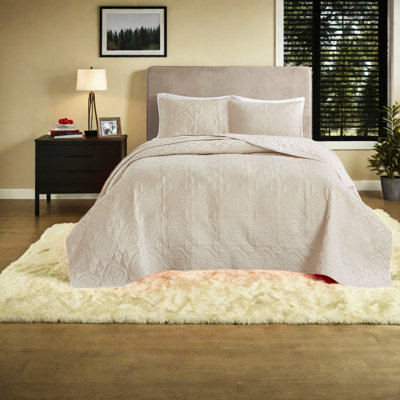 Premium Cream King Bedding Sets, Microfiber Quilted Design, Oversized For Comfort