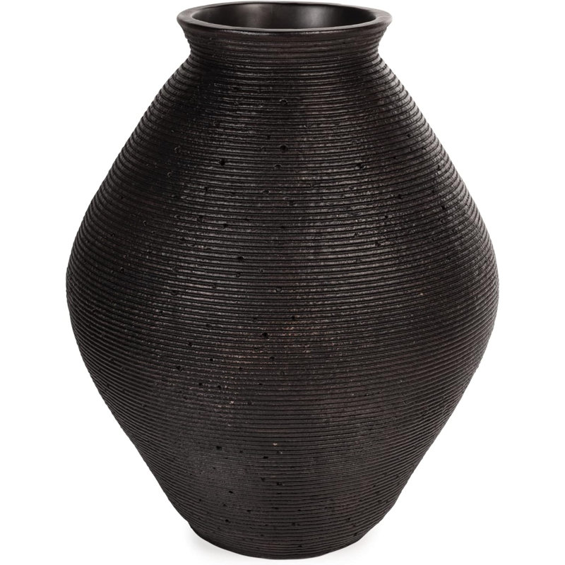 Vase en polyrésine vieilli avec anneaux de texture côtelés Hannela