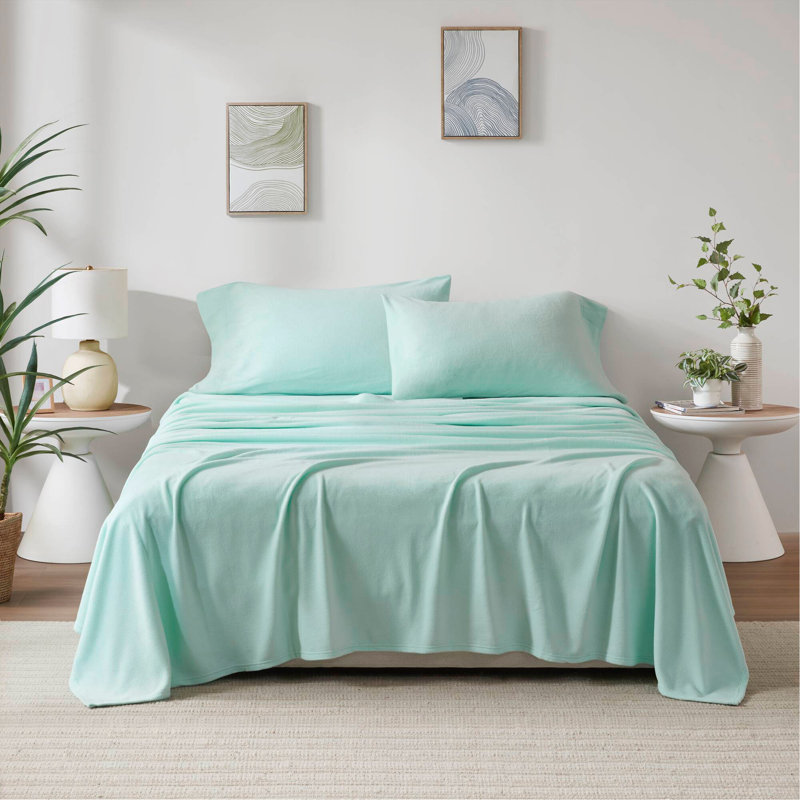 Sheet Set Aqua, California King Bedspread + 3 Additional Pieces