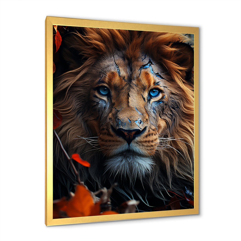 «Lion Wild Essence I» sur toile, Cadre doré simple, H 32 po x l 16 po x P 1 po