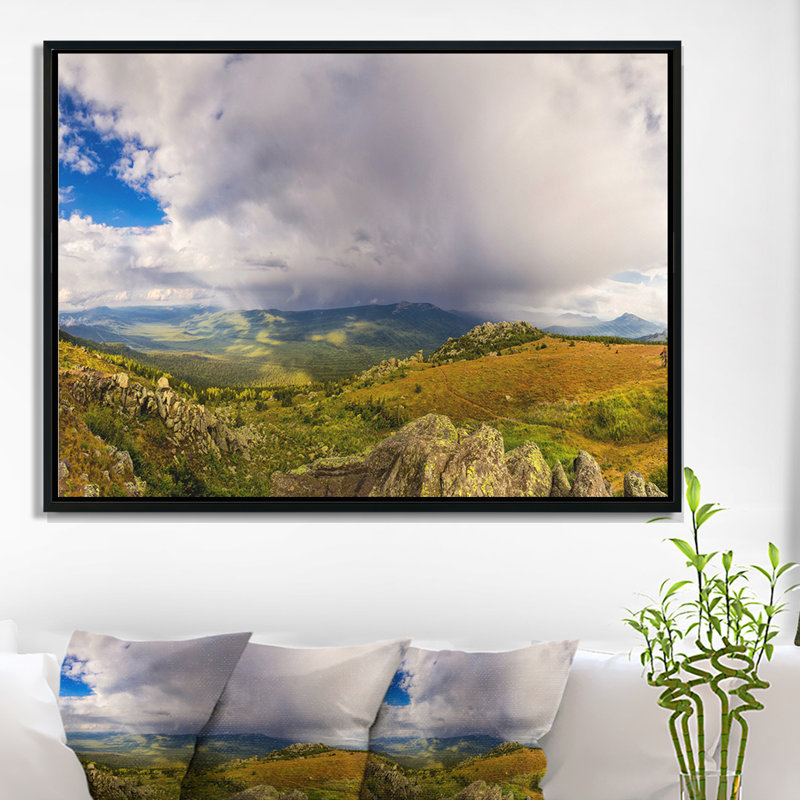 «Stormy Sky with Clouds Panorama» - Photographie sur toile encadrée, H 30 po x l 40 po x P 1,5 po