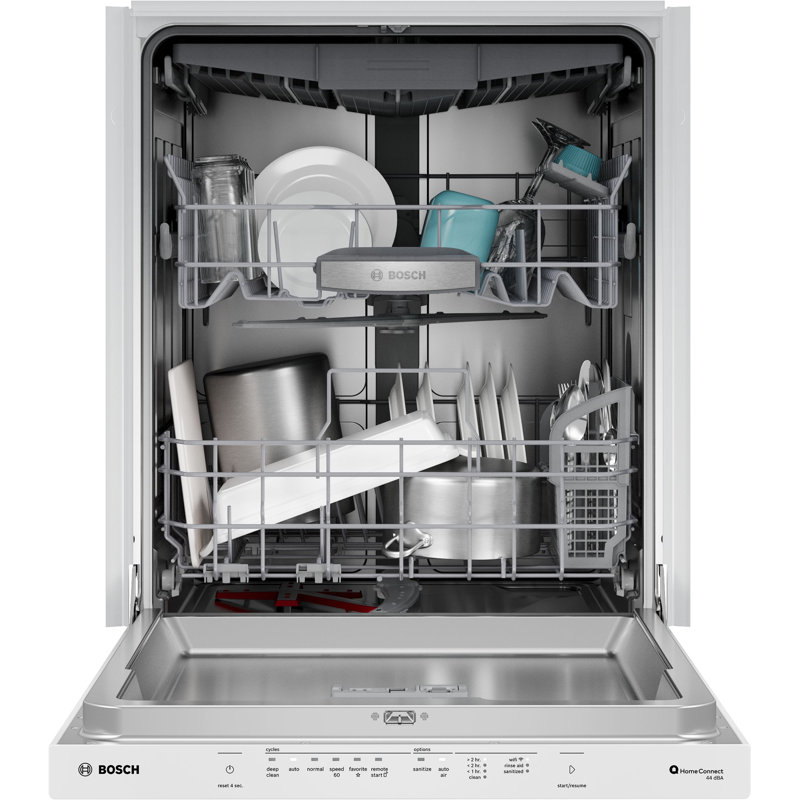 500 Series 24" Pocket Handle Dishwasher, White
