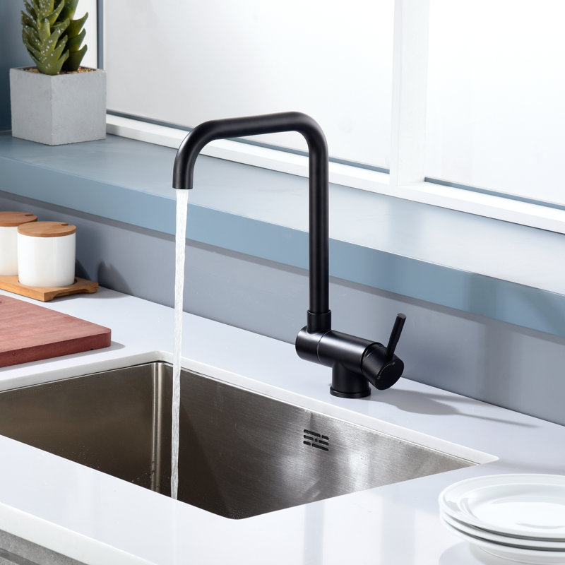 Belfry Kitchen Trowbridge Kitchen Faucet, Matte Black
