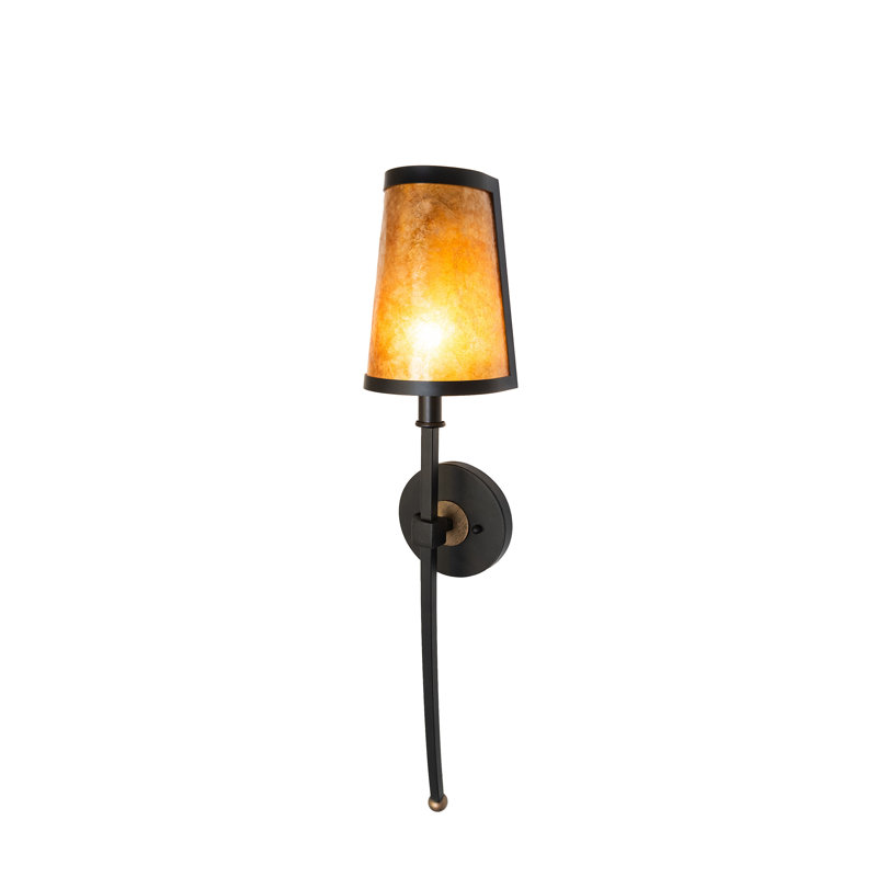 1 - Light Wallchier