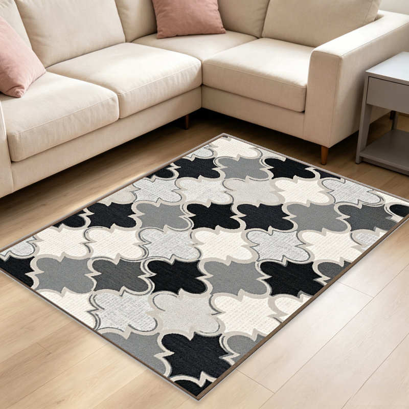Black & White Quatrefoil Tile carpet-easy to clean, machine-washable, soft and comfortable; suitable for door mats, kitchens, living rooms, bedrooms, corridors, and laundry areas. Easy to clean, durable carpet for home decoration.
