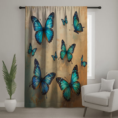 Rideaux de fenêtre bleu, orange et papillons