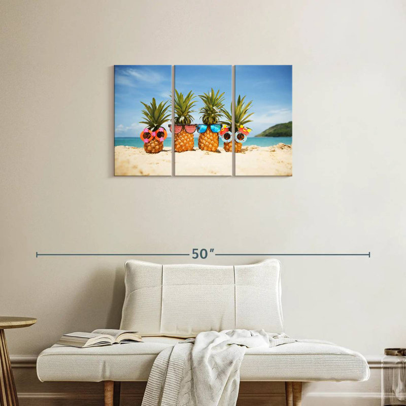 Yarlin Summer Beach Pineapples, 20" H x 33" W