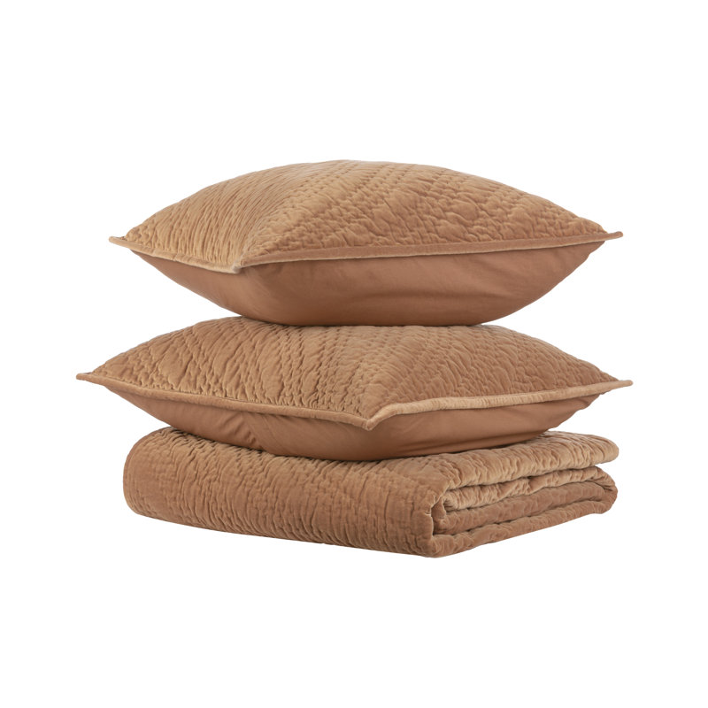 Elms Bedspread Set