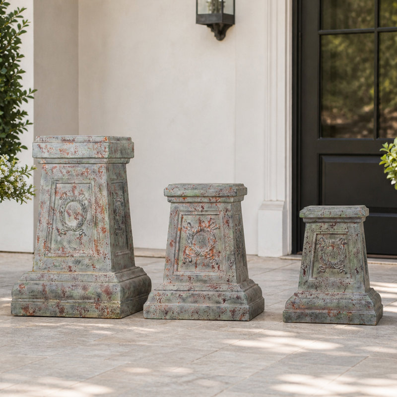 Ensemble de 3 statues de jardin antiques MGO