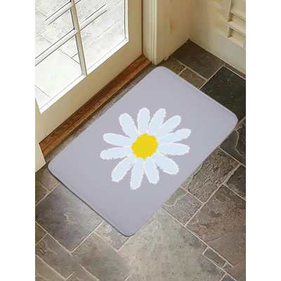 Gentle Pastel Daisy Pattern Bath Rug, 16 X 24