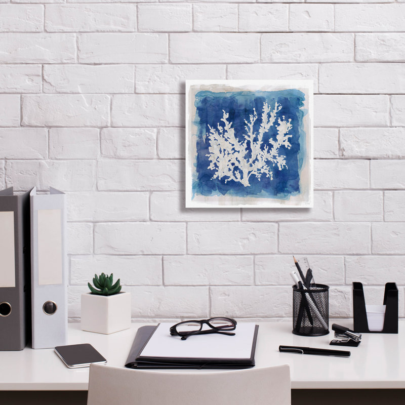 «Coastal Washes Coral II» par Carol Robinson, art mural sur toile, H 12 po x l 12 po x P 0,75 po